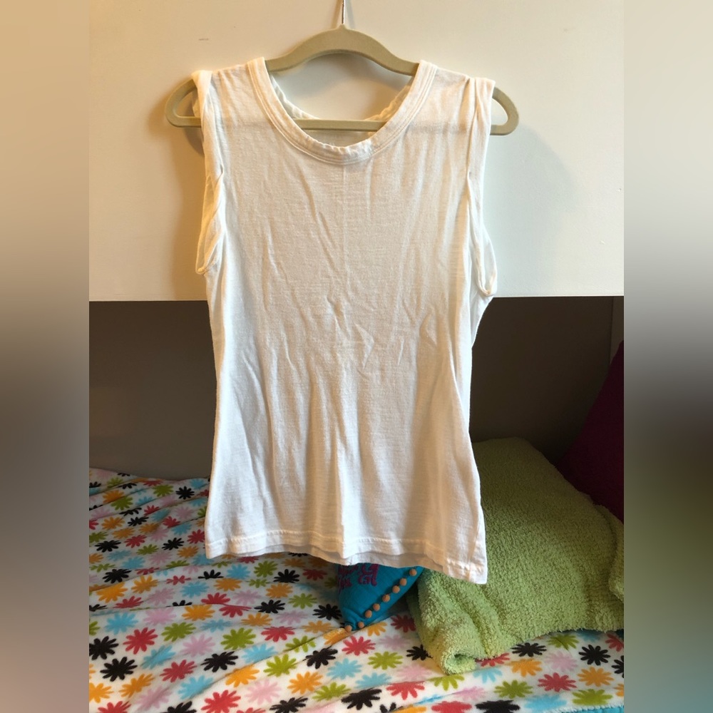 White tank top - Picture 1 of 5